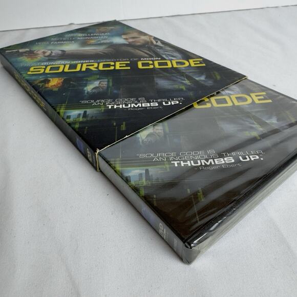 Source Code (Dolby Digital 2011 DVD) w/ Slipcover ~ New/Sealed - Picture 3 of 3